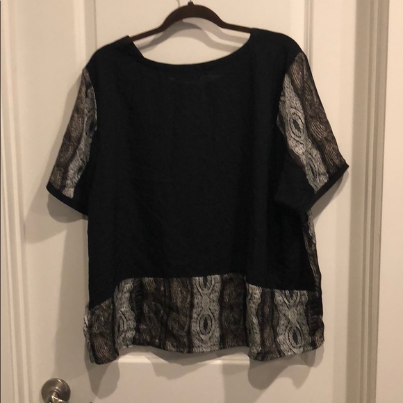 Forever 21 Plus Size Blouse - Picture 3 of 3